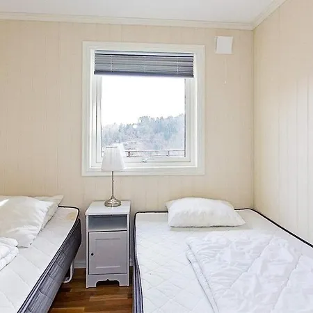 10 Person In Tatil Evi