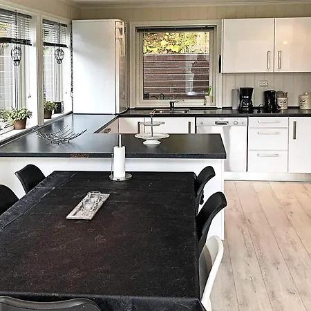 10 Person In Lyngdal-by Traum Tatil Evi *