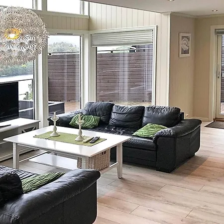 10 Person In Lyngdal-by Traum Tatil Evi Lyngdal