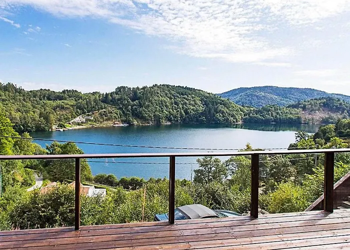 10 Person In Lyngdal-by Traum Nyaraló
