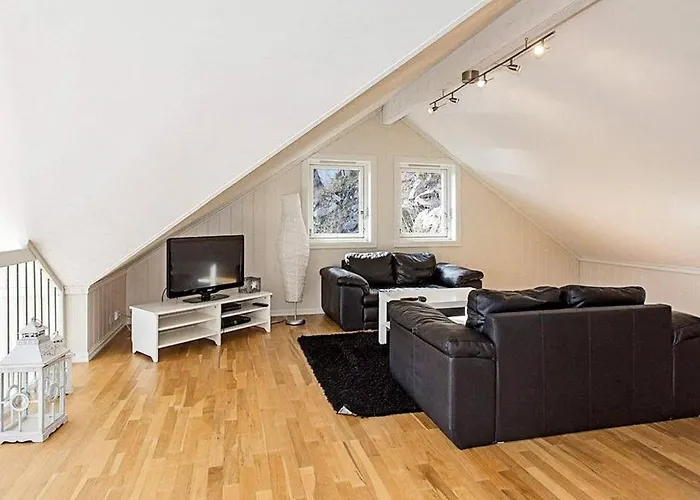 Semesterbostad 10 Person In Lyngdal-by Traum