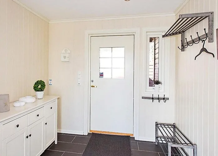 10 Person In Lyngdal-by Traum Ferienhaus *